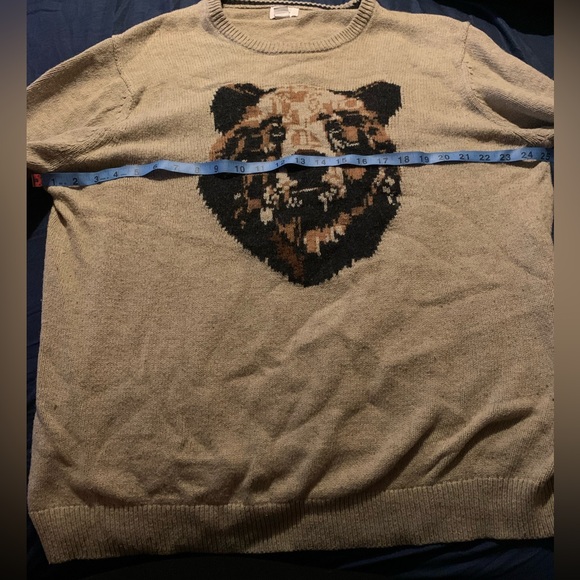 2X Old Navy Grizzly Bear Crewneck Sweater in Brown and Tan oversized - Picture 2 of 7